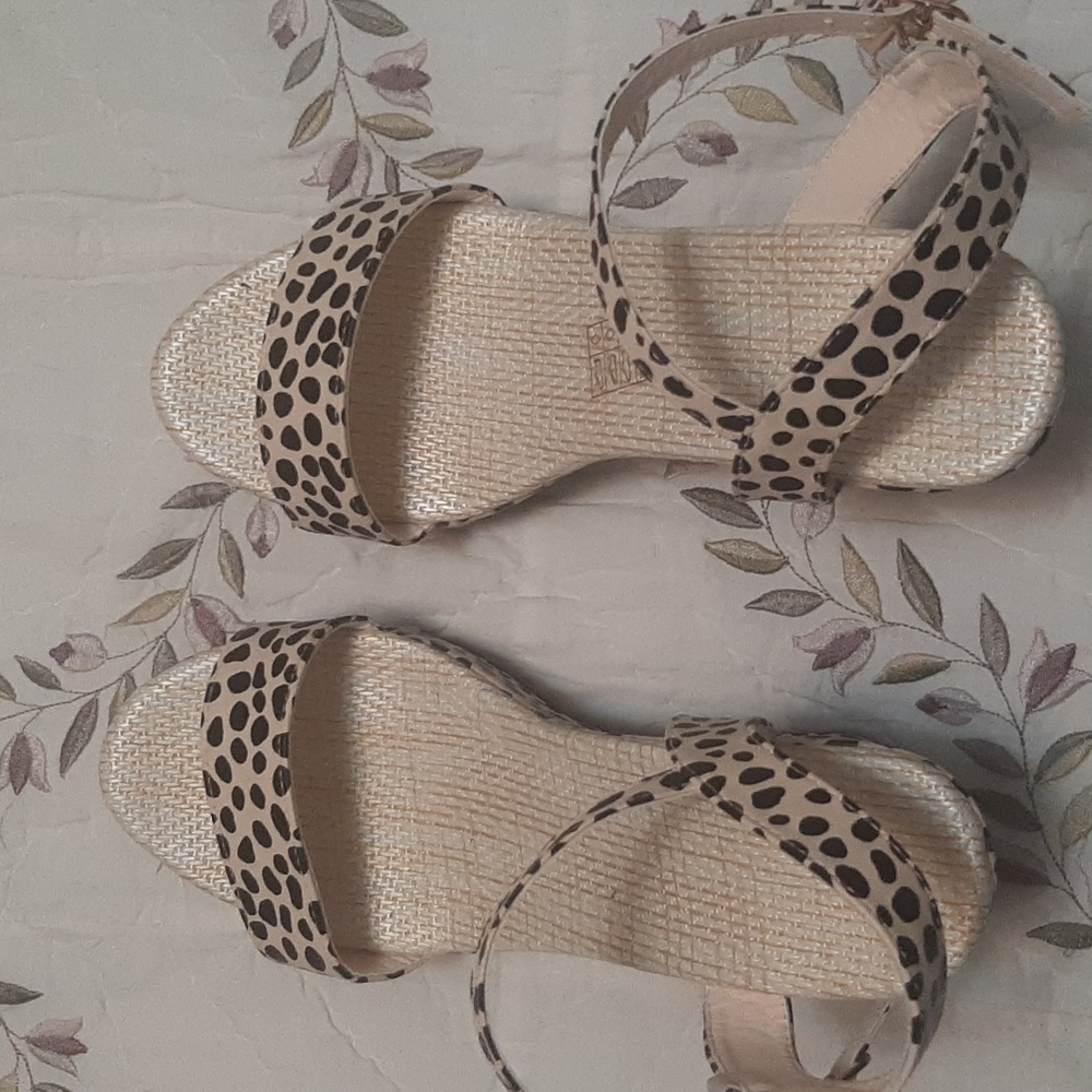 Leopard print wedge shoes